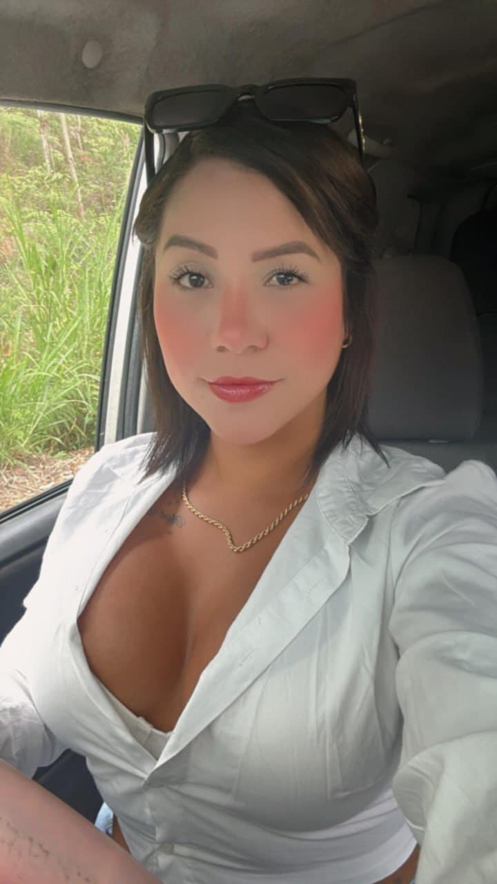 Angela - Image 5
