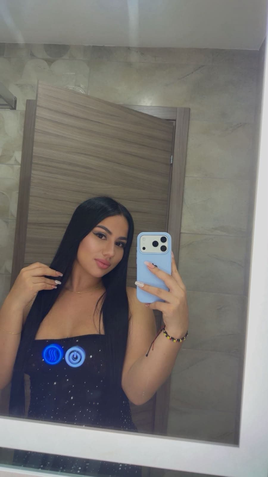 JULIANA - Image 2